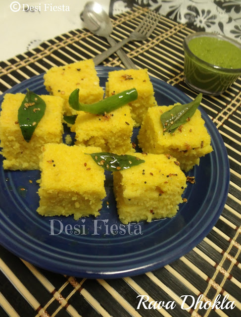 Rava dhokla / Semolina cake - Desi Fiesta